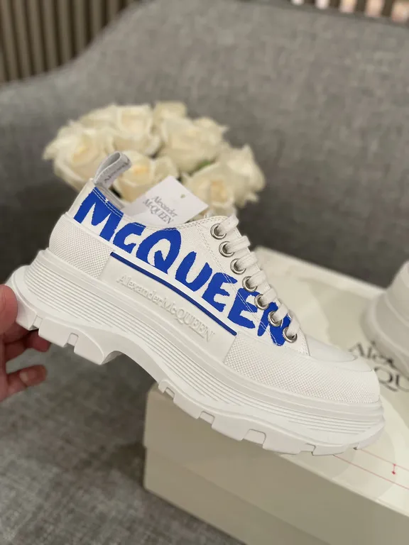 Alexander McQueen Shoe 